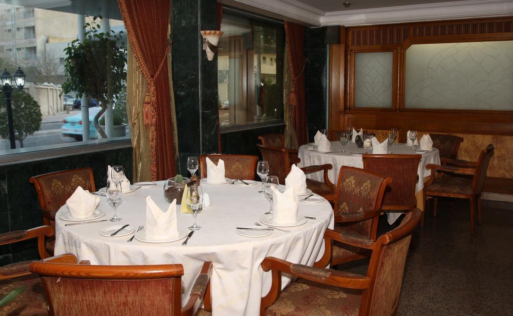 Al Bustan Hotel Ad-Dauha Zewnętrze zdjęcie