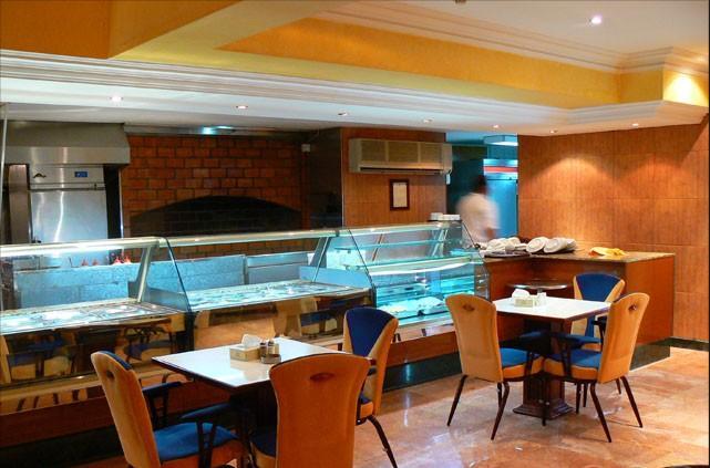 Al Bustan Hotel Ad-Dauha Zewnętrze zdjęcie
